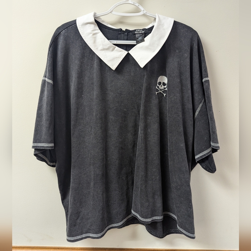 Social Collision Skull Collar Girls T-Shirt Plus Size